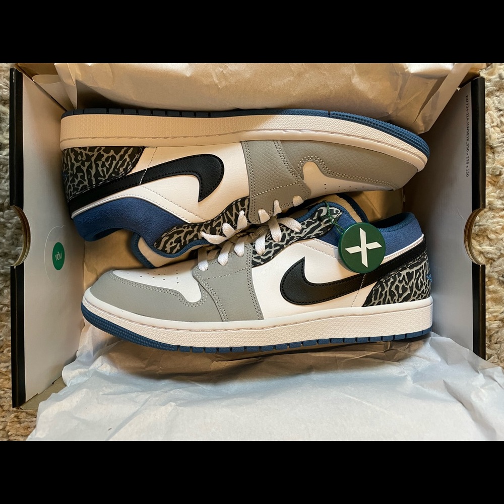 Air Jordan 1 Low SE